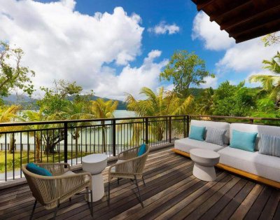 Modernes Apartment mit Meerblick